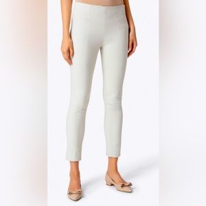 NWOT Vince bi-stretch stone pull on pants - size M